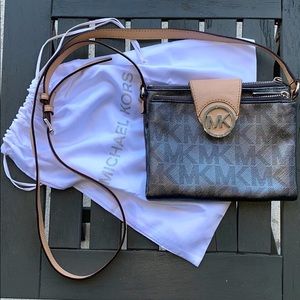 Michael Kors crossbody purse